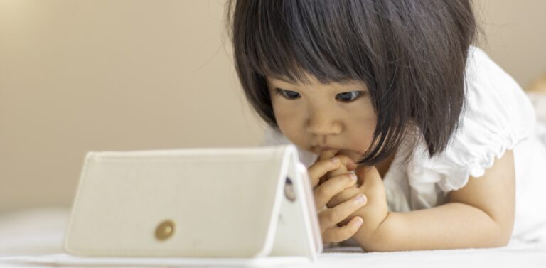 チアダンスで姿勢が変わる？幼児でもできる5ステップ